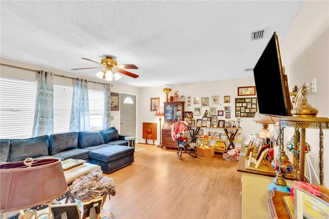 Photo of 1043 Rose Arbor Drive