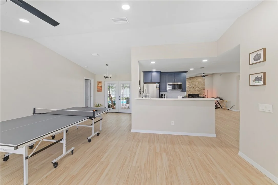Photo of 1003 Red Oak Circle
