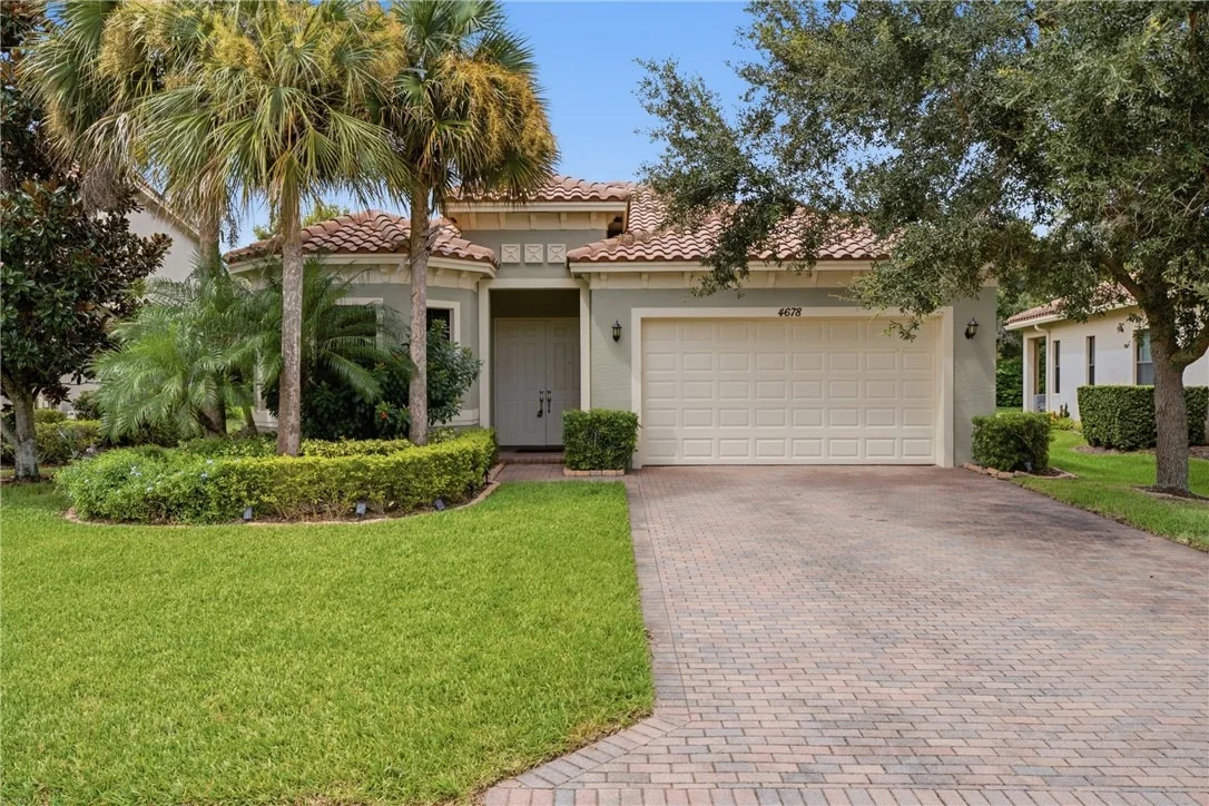 Photo of 4678 56th Lane
