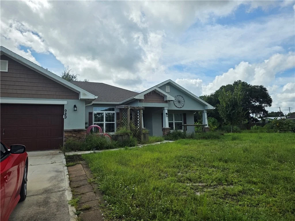 Photo of 989 Bermuda Avenue