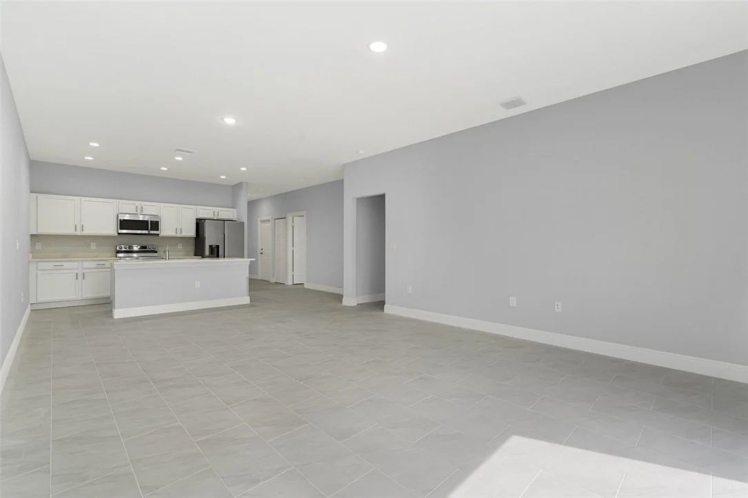 Photo of 6215 4th Lane
