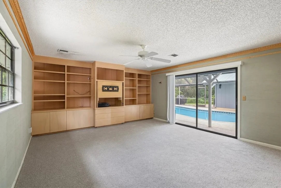 Photo of 1016 48th Terrace