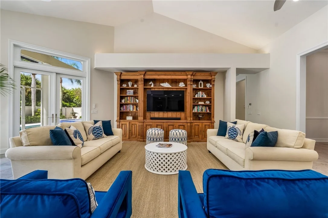 Photo of 103 River Oak Drive