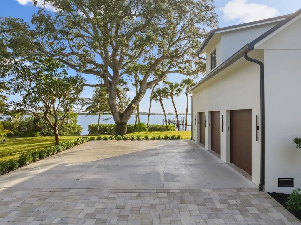 Photo of 8680 Shore Lane