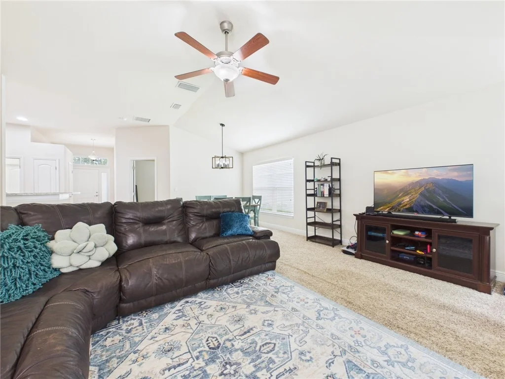 Photo of 142 Briarcliff Circle