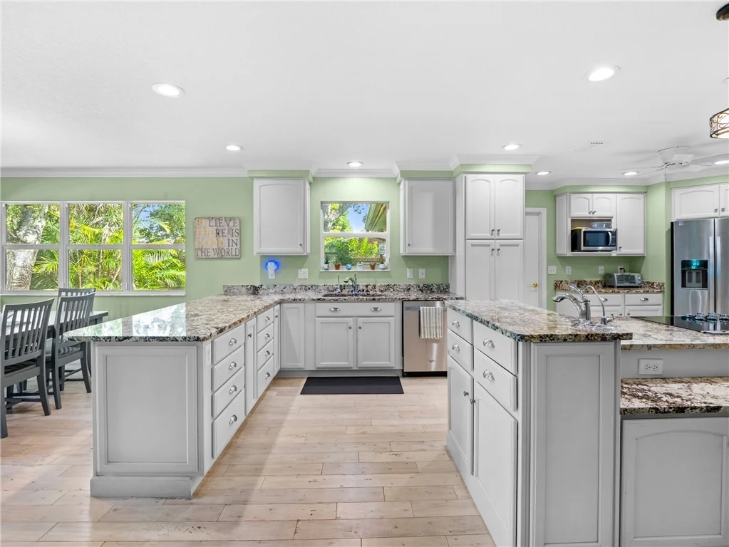 Photo of 609 Manor Place