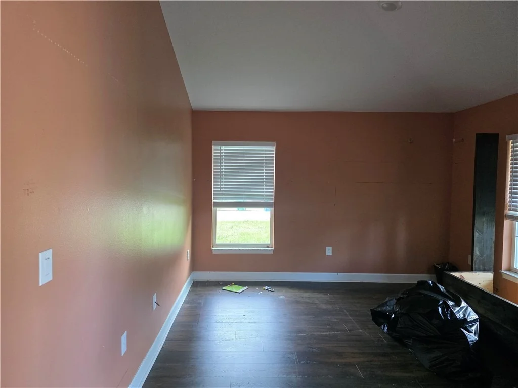 Photo of 989 Bermuda Avenue