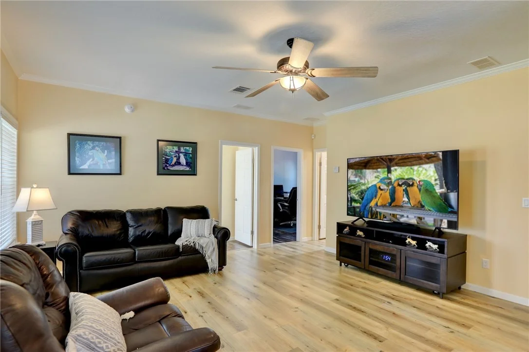 Photo of 939 Pecan Circle
