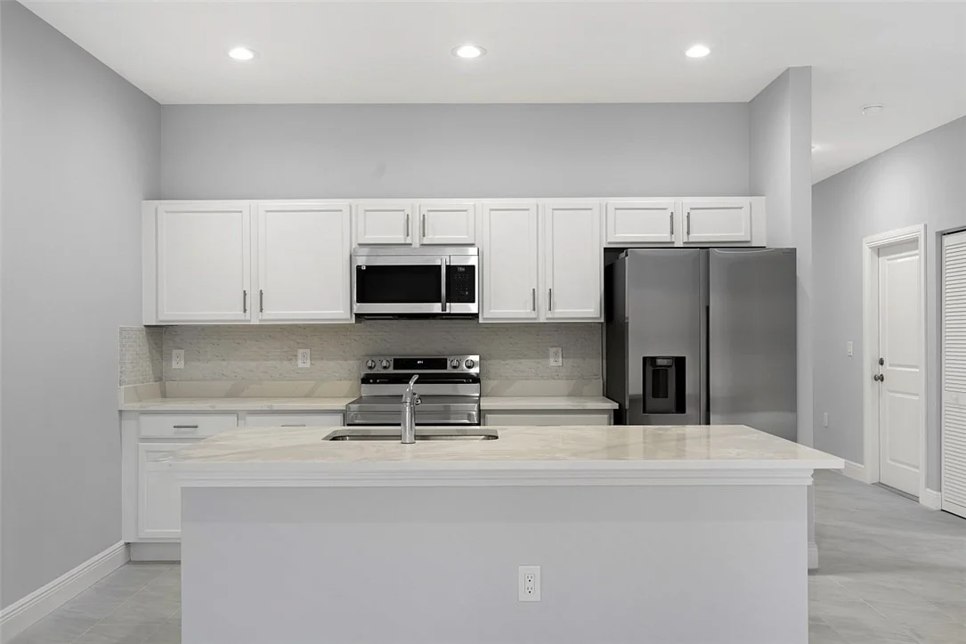 Photo of 6215 4th Lane