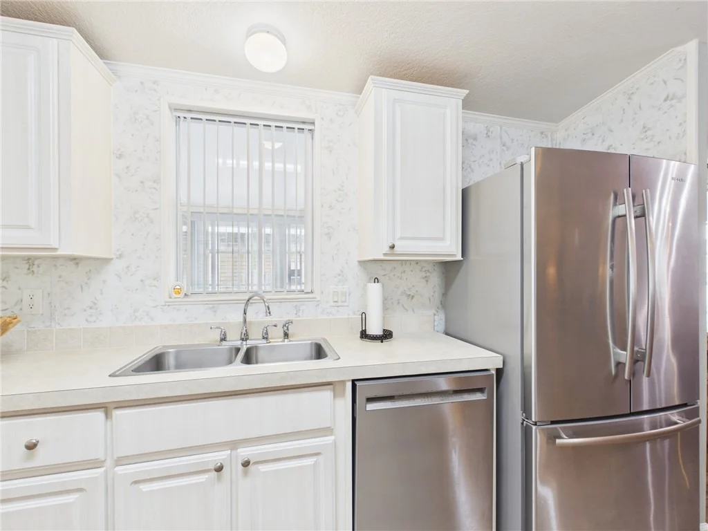 Photo of 573 Dolphin Circle