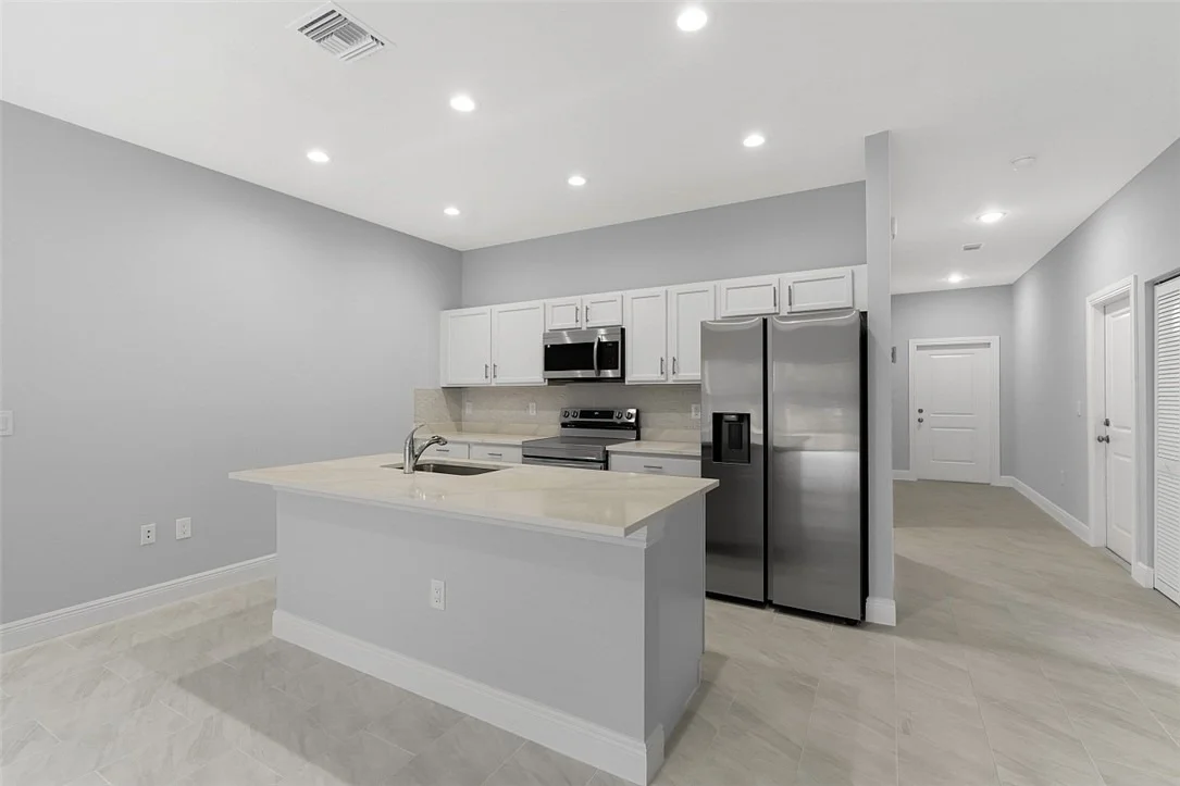 Photo of 6215 4th Lane
