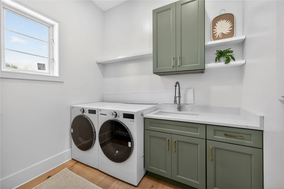 Photo of 901 Jasmine Lane