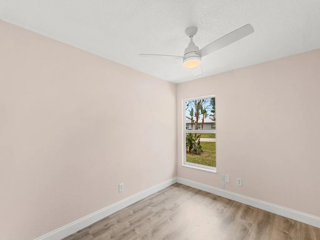 Photo of 4065 46th Lane