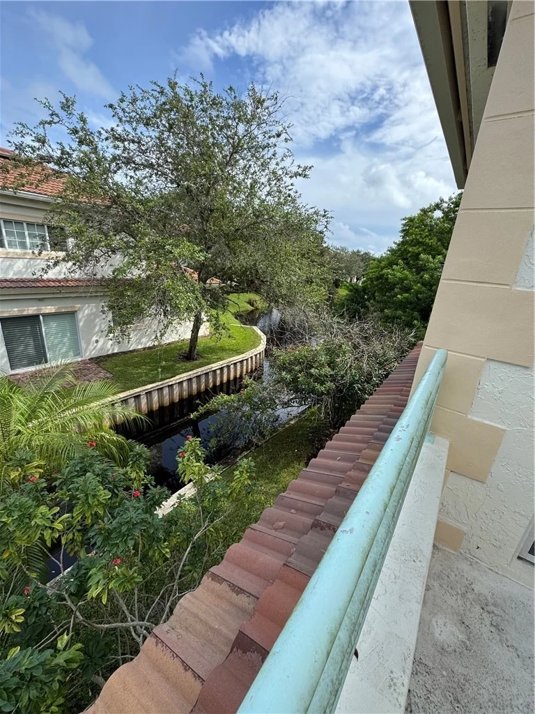 Photo of Unit 202 at 576 7th Square