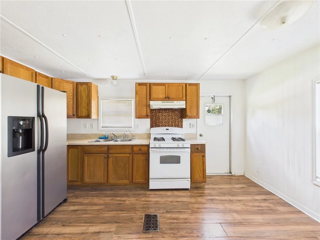 Photo of 6305 105th Place