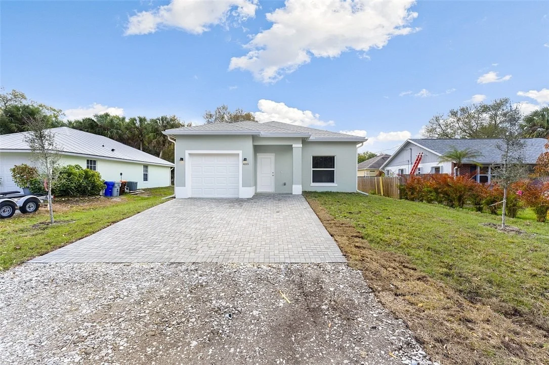 Photo of 6215 4th Lane