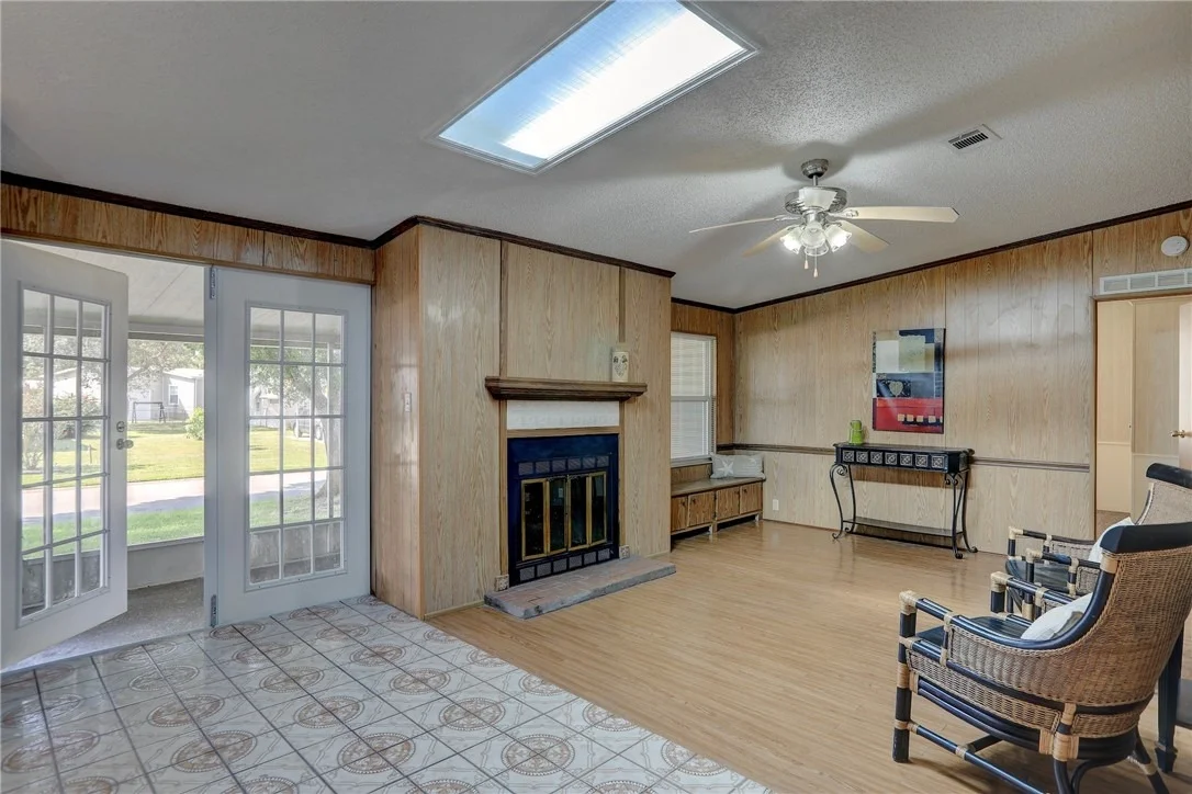 Photo of 624 Dolphin Circle