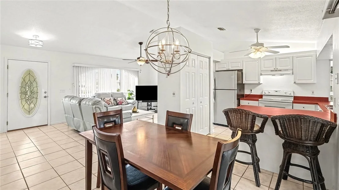 Photo of 1358 Roulette Street