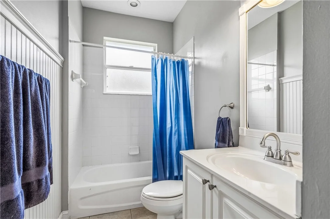 Photo of 6220 Paddington Place