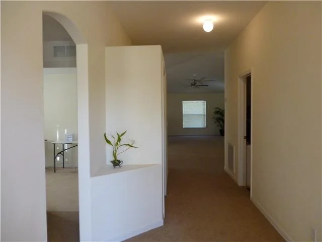 Photo of 877 Greenleaf Creek