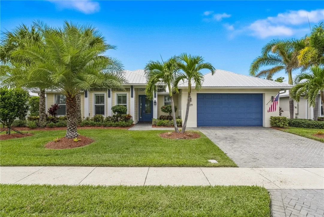 Photo of 3929 Shoreside Drive