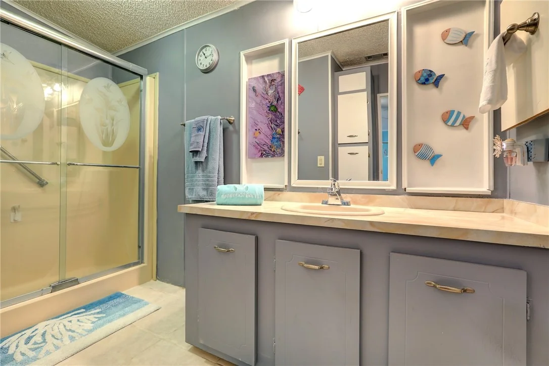 Photo of 711 Amaryllis Drive