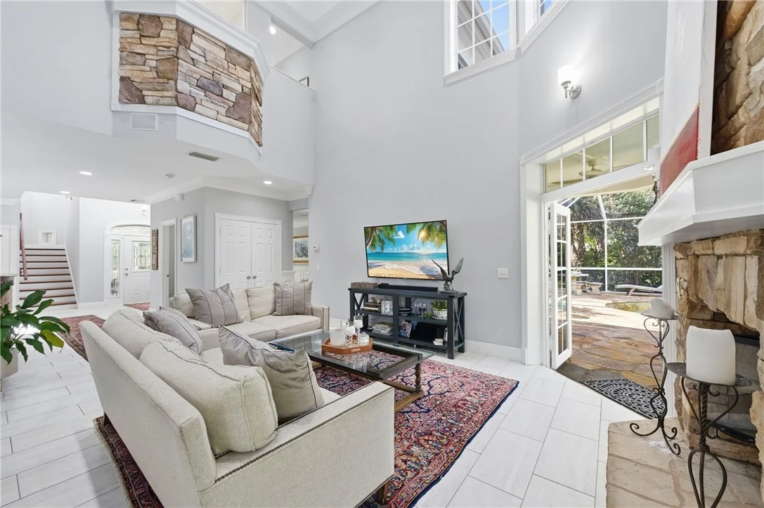 Photo of 881 Robin Lane