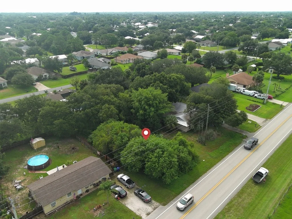 Photo of 649 Roseland Road