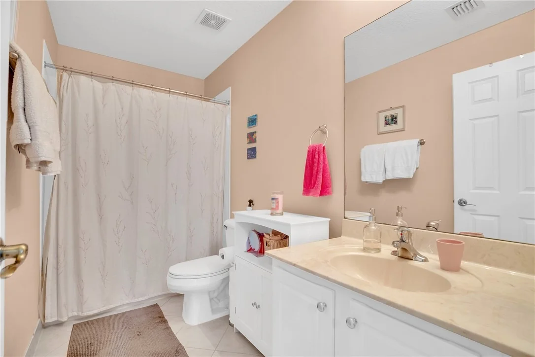 Photo of 4647 56th Lane