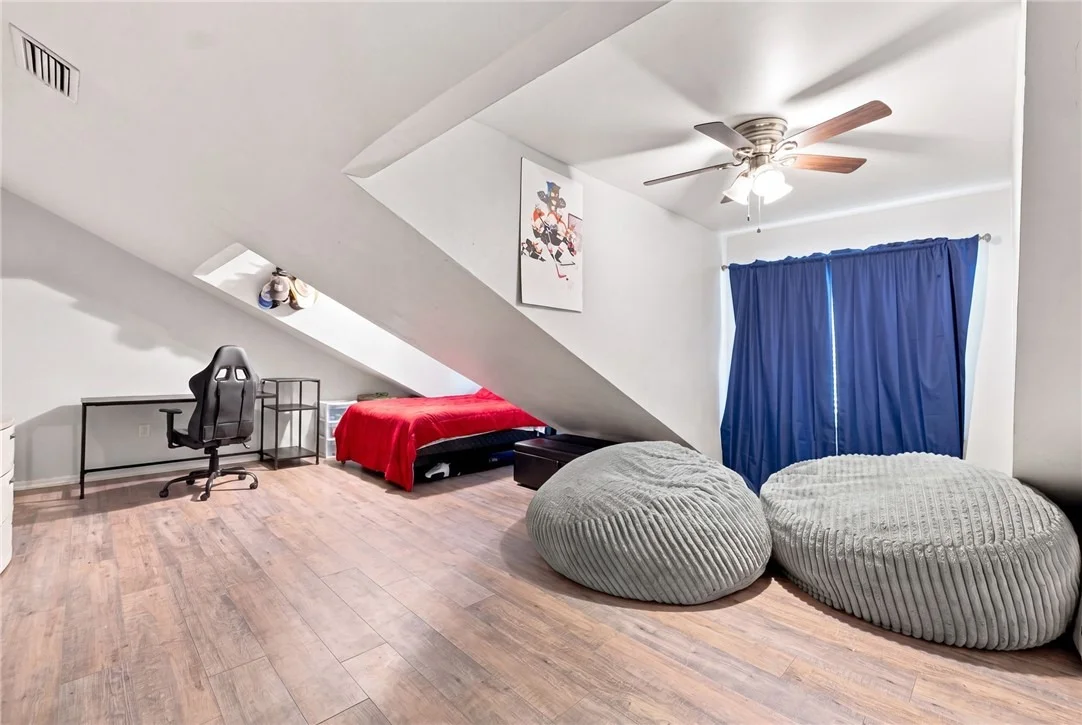 Photo of 7451 16th Manor