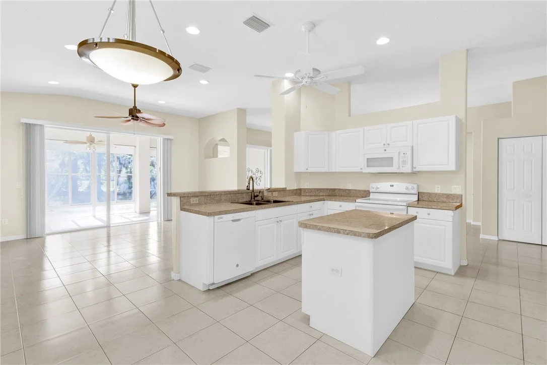 Photo of 1303 Shoreline Circle