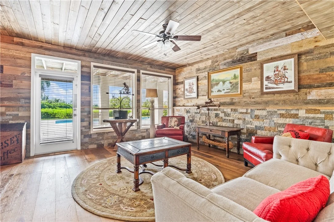 Photo of 8525 Seacrest Drive