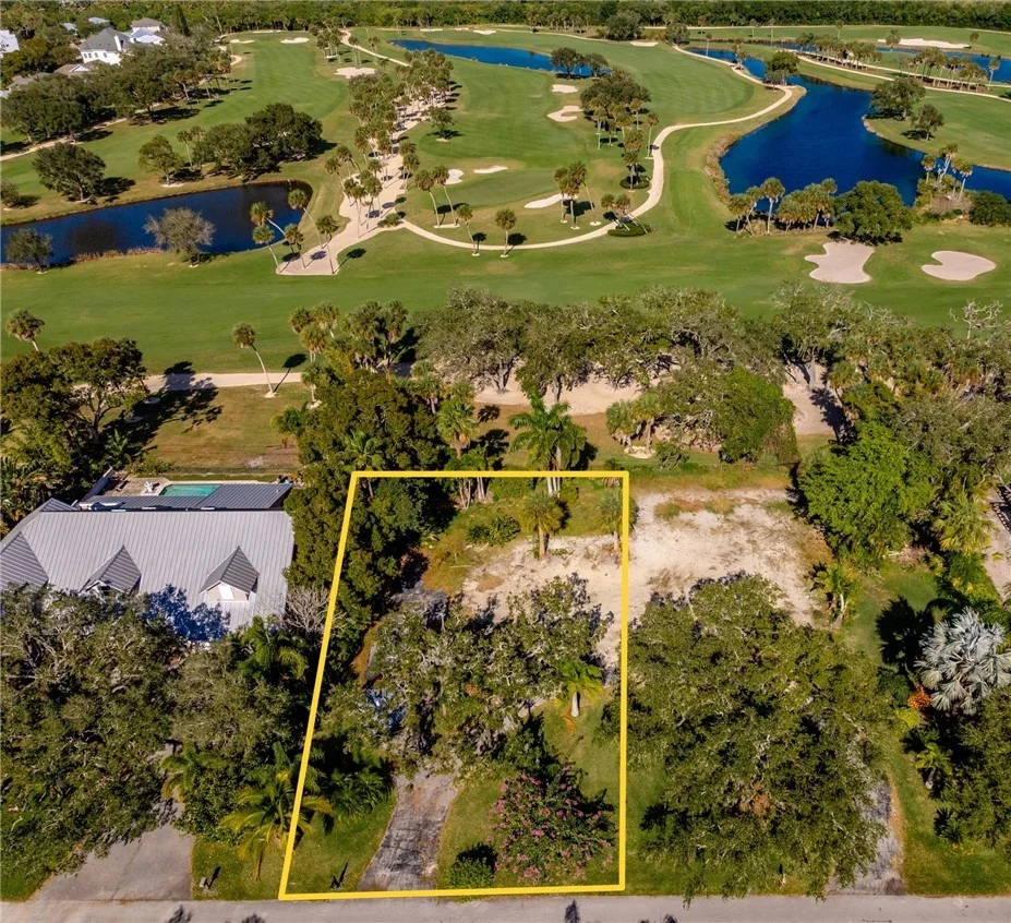 Photo of 3027 Golf View Drive