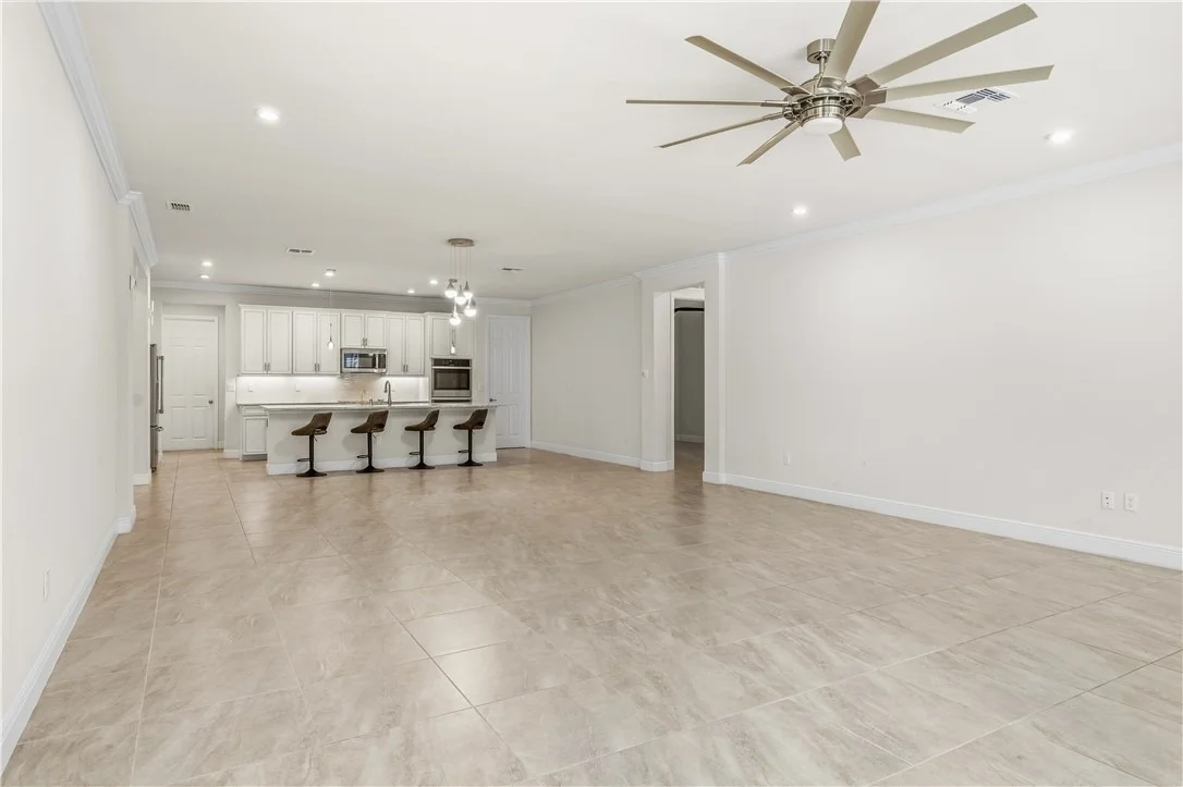 Photo of 6379 Arcadia Square
