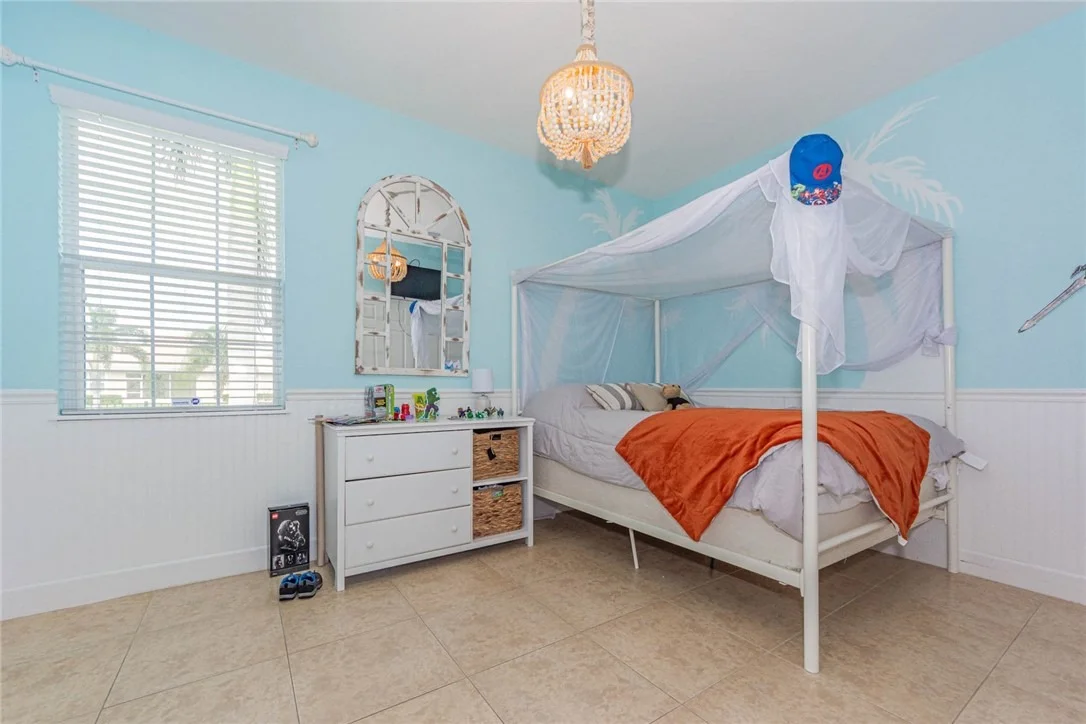 Photo of 4250 Diamond Square