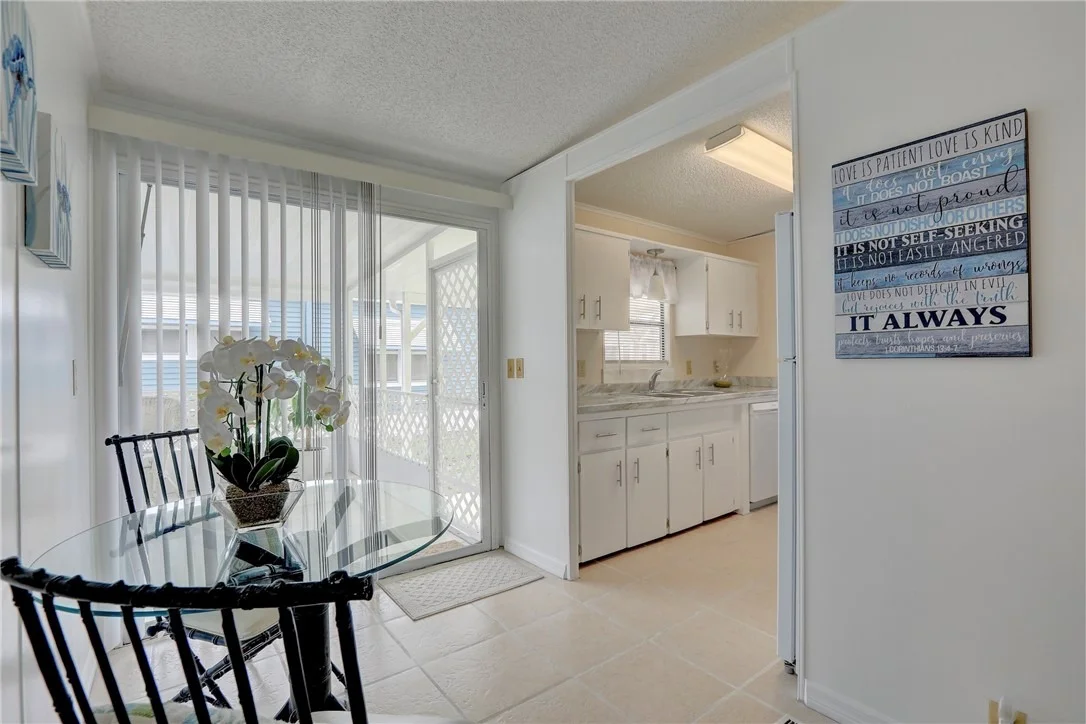 Photo of 804 Sapodilla Drive