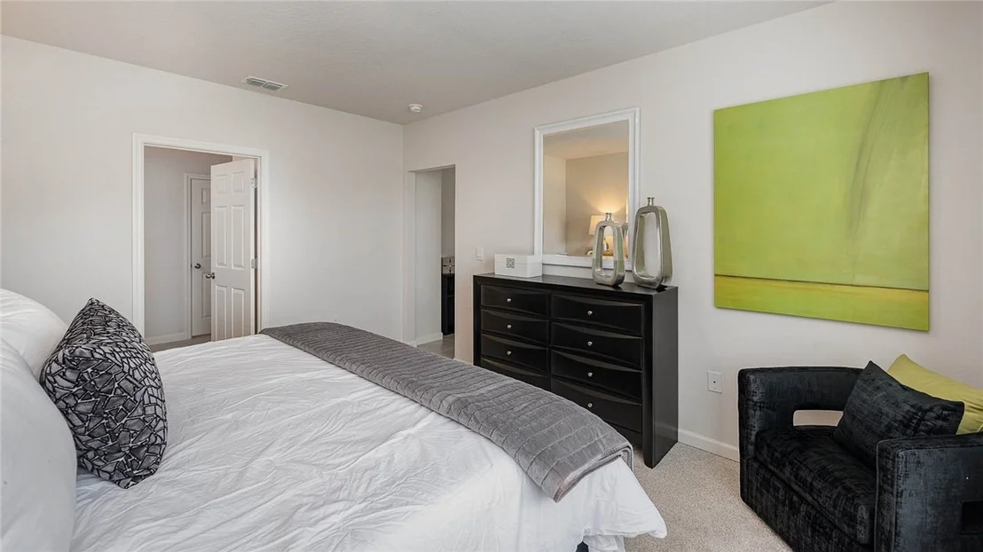 Photo of 526 Saunders Terrace