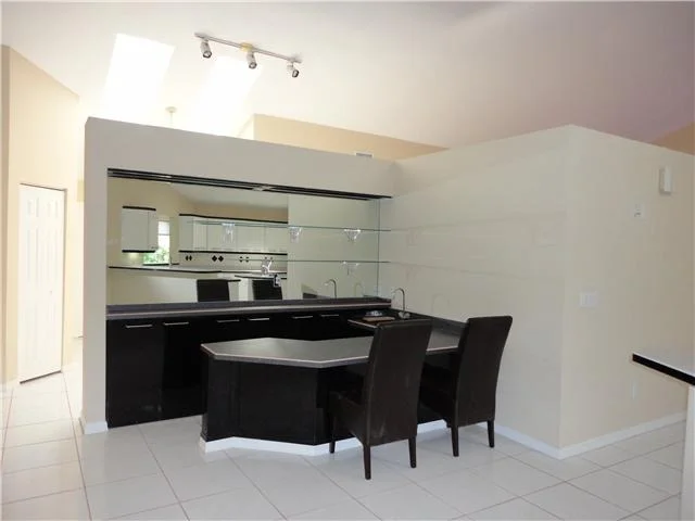 Photo of 1390 River Ridge Drive