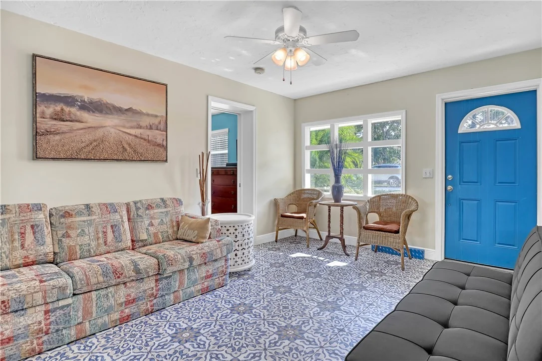 Photo of 850 5th Place