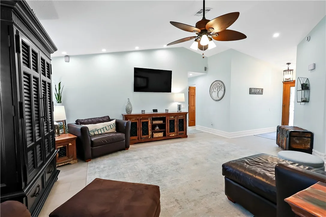 Photo of 798 Dixie Terrace