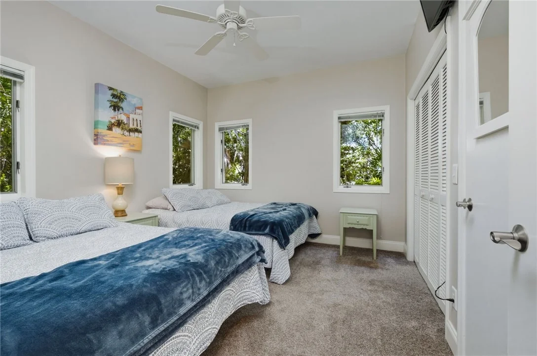 Photo of 8445 Chinaberry Road