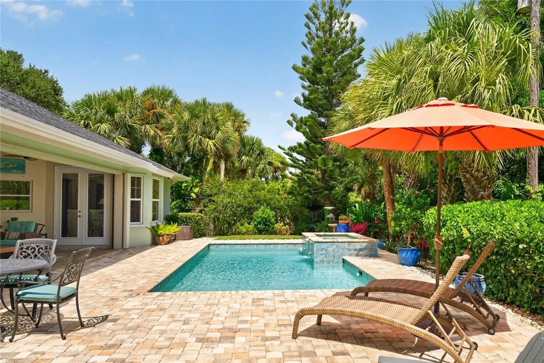 Photo of 916 Pebble Lane