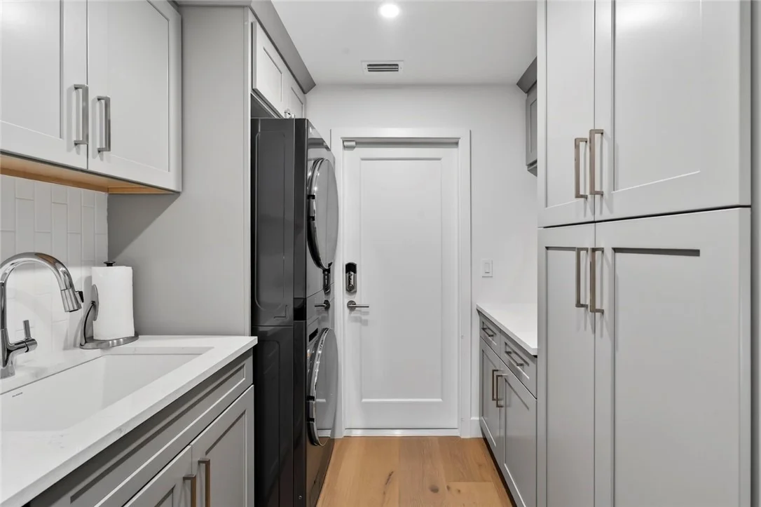 Photo of 706 Hibiscus Lane