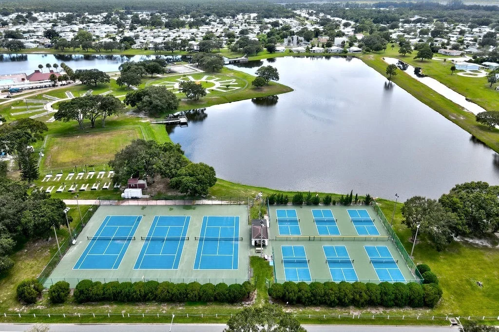 Photo of 1373 Barefoot Circle