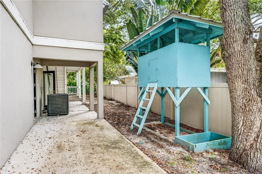 Photo of 9415 Periwinkle Drive