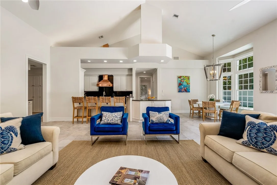 Photo of 103 River Oak Drive