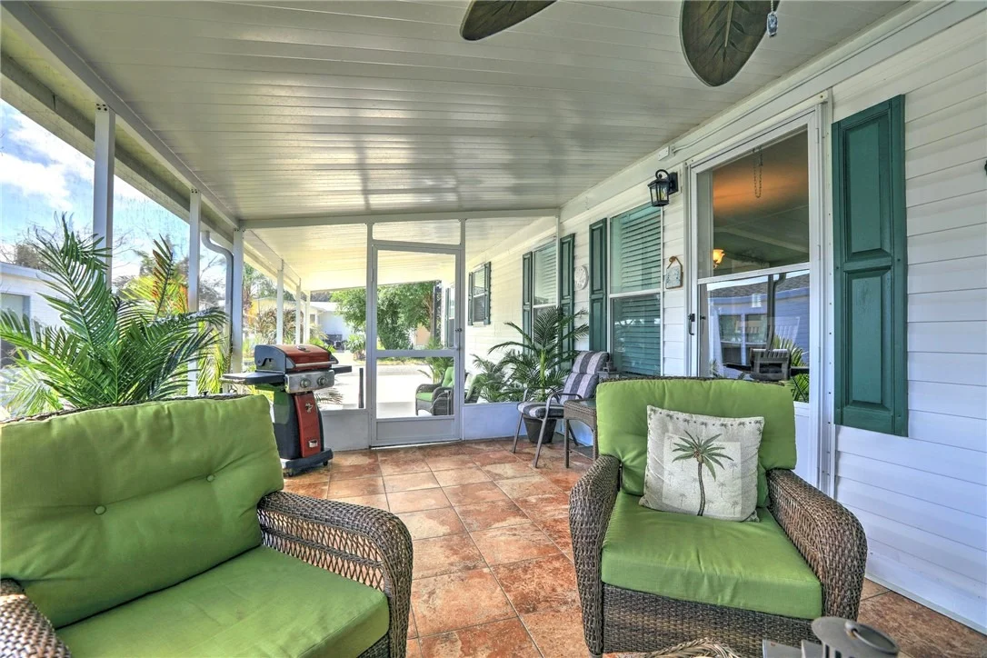 Photo of 424 Loquat Drive