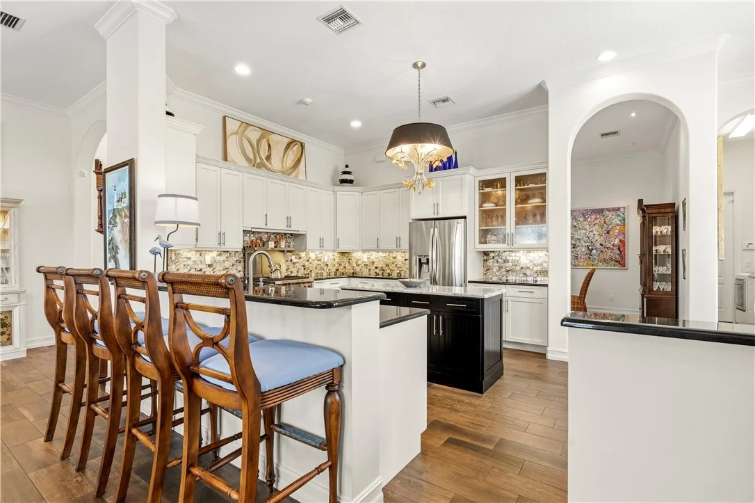 Photo of 1070 River Wind Circle