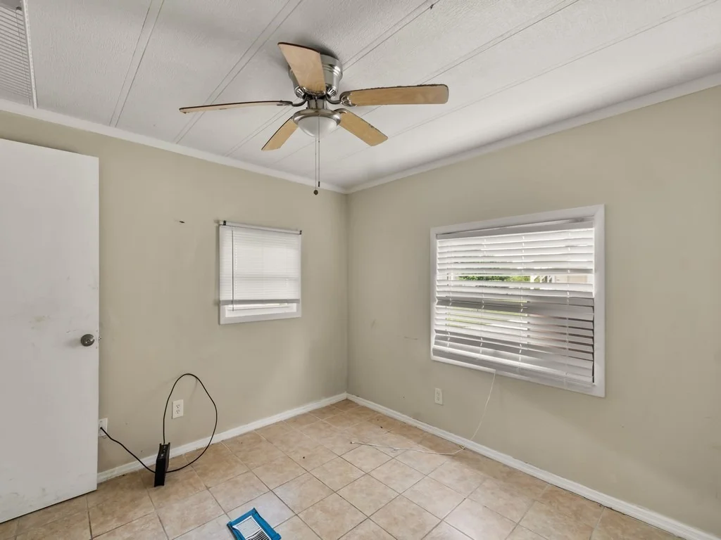 Photo of 703 Lark Drive