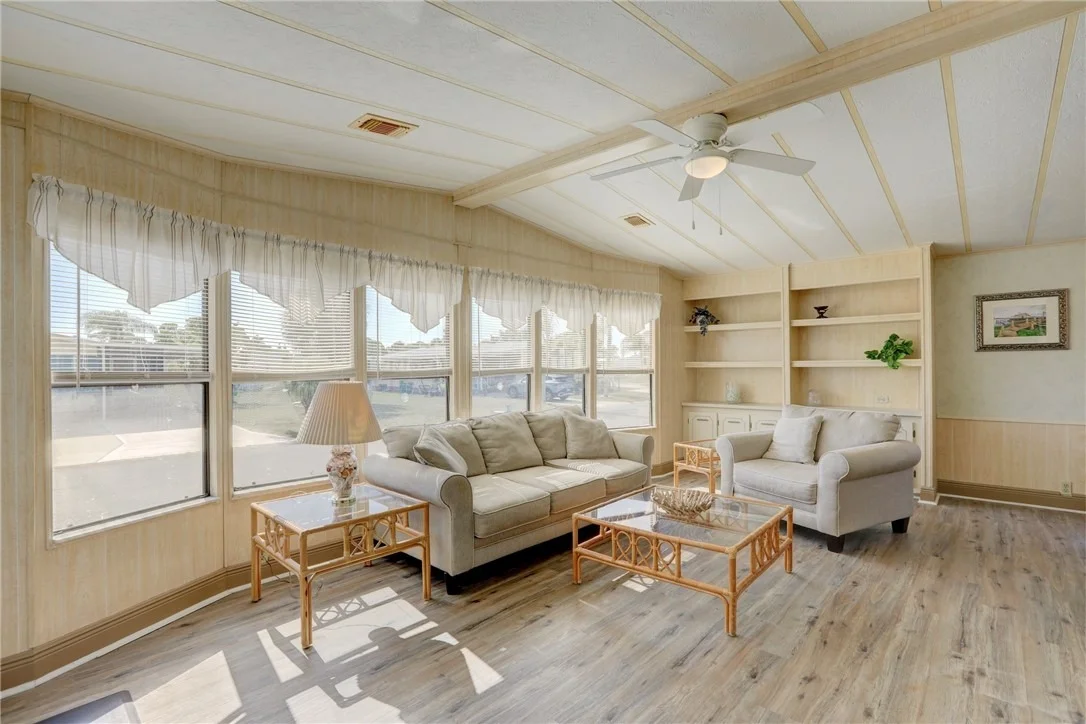 Photo of 705 Hyacinth Circle